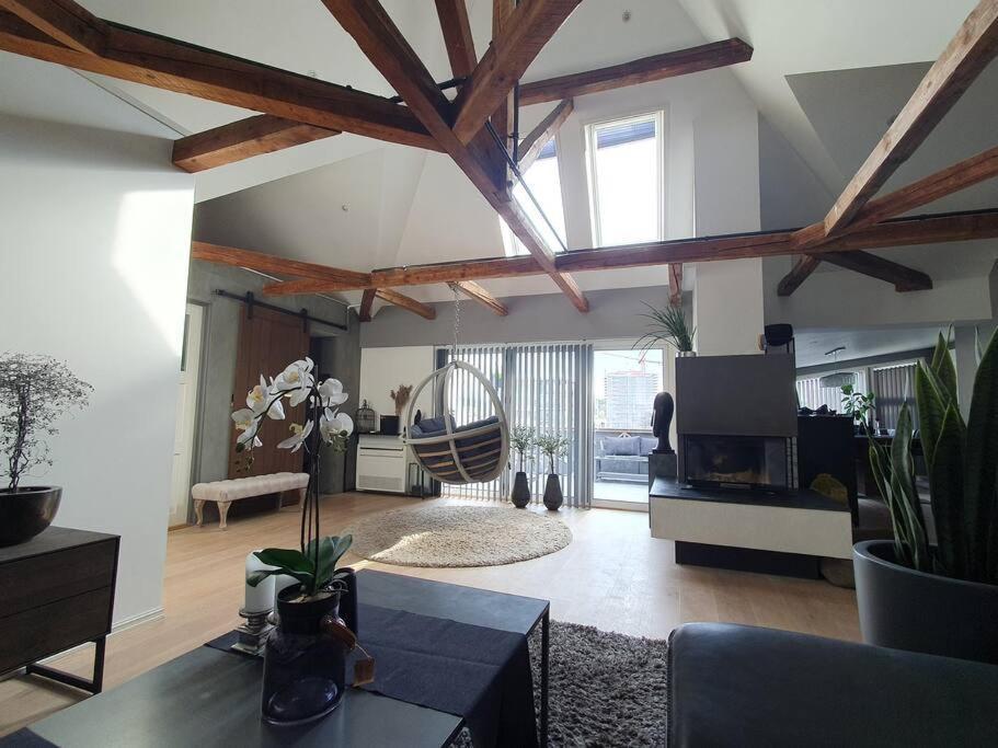 Modern Loftsleilighet 腓特烈斯塔 外观 照片